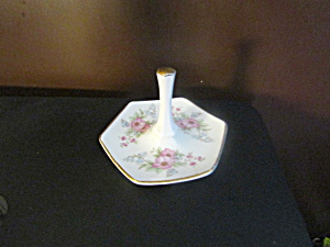 Vintage Floral Polygon Porcelain Ring Holder (Image1)