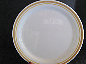 Vintage Corelle Almond Luncheon Plate (Image1)