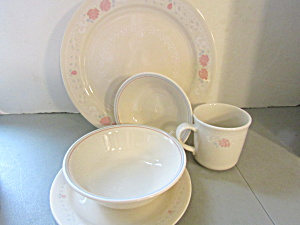 Corelle Blossoms in Lace Dinnerware Place Setting (Image1)