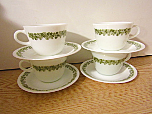 Pyrex Spring Blossom Green Coffee Cups & Saucers (Image1)