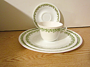 Vintage Corelle  Spring Blossom Green Place Setting 2 (Image1)