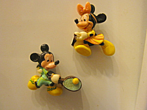 Collectible Disney Magnet Mickey&Minnie Play Tennis (Image1)