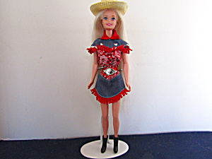 Seventies Fashion Barbie Doll Mattel Indonesia 6