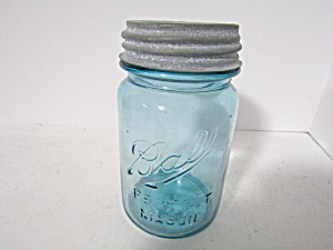 Vintage  Aqua Ball Perfect Mason Pint Fruit Jars (Image1)