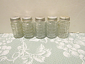 Five Piece Set Nostalgia Salt & Pepper Shakers (Image1)