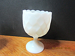 Vintage Milk Glass Rough Diamond Pedestal Compote Vase (Image1)