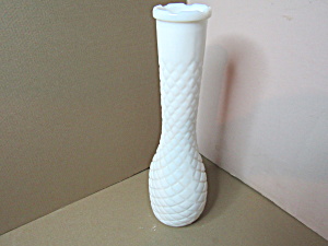 Vintage Diamond Design Milk Glass Oval Bud Vase (Image1)