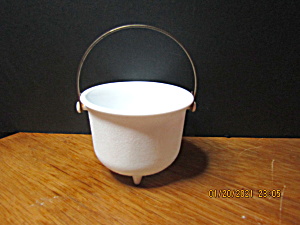 Vintage Milk Glass Kettle Cauldron w/Metal Handle (Image1)