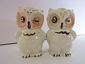 Vintage Set Of Shawnie Owls Salt & Pepper Shaker (Image1)