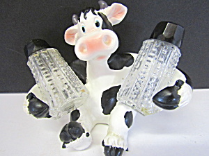 Vintage 3 Piece Holstein Cow Salt & Pepper Set (Image1)