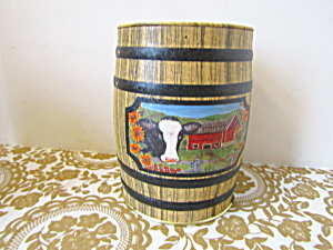 Vintage Cow & Barn Barrel Confectionery Tin (Image1)