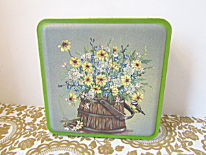 Vintage Floral Tin by Century Resources Inc (Image1)