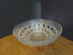 Click here to enlarge image and see more about item fgwcg3aa: Vintage Windsor Button & Cane Design Serving Bowl