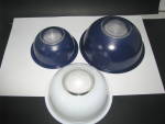Click to view larger image of Vintage Pyrex Blue and White Nesting Bowl Set  (Image3)
