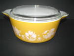 Click here to enlarge image and see more about item jptcr108: Vintage Pyrex Garden Medley Promo 475-B 2.5qt  