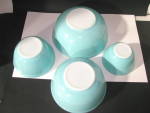 Click to view larger image of Vintage Pyrex Turquoise Robin Eggs Nesting Bowls Set  (Image2)