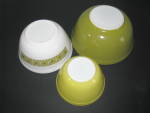 Click to view larger image of Vintage Pyrex Verde Bowls  (Image2)