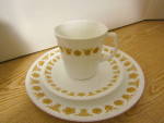 Click here to enlarge image and see more about item vccgbf3ac: Vintage Corelle Butterfly Gold Luncheon/Tea Set 2