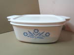Click here to enlarge image and see more about item vcwcfb37k: Vintage Corning Ware  1.5 L Cornflower Blue Casserole