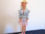 Click here to enlarge image and see more about item vfdmattelmalaysia14a: Eighties Fashion Barbie Doll Mattel Malaysia 14