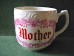 Click here to enlarge image and see more about item vmothd2k: Vintage Red And Pink Design Mother Mug