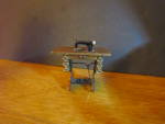 Click here to enlarge image and see more about item vmwbrass2c: Vintage Brass Doll House Sewing Machine
