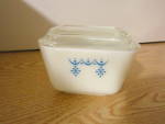 Click here to enlarge image and see more about item vpyrexf11d: Vintage Pyrex Covered Snowflake Refrigerator Dish 