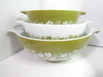 Click here to enlarge image and see more about item vpyrexsbg1g:  Corning Pyrex Spring Blossom Green Cinderella Bowl Set