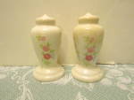 Click here to enlarge image and see more about item vssfl2l: Vintage Pink Floral Salt & Pepper Shakers