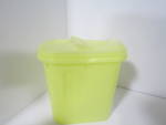 Click here to enlarge image and see more about item vtwpg10g:  Tupperware  Beverage Buddy Jr Yellow Juice Pitcher