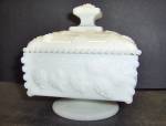 Click here to enlarge image and see more about item vwmmg10l: Milk Glass Westmoreland Honey Pot Beaded Grape Vine