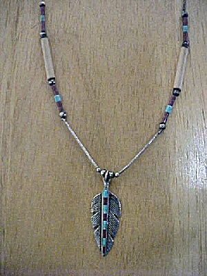 Indian Feather Style W/beads Necklace