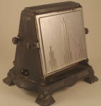 Click here to enlarge image and see more about item KC100: Manning-Bowman & Co. Art Deco Toaster