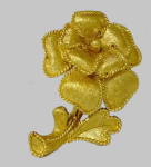 Vintage Trifari Goldtone Flower Lapel Pin