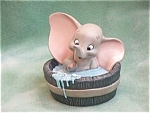 Click here to enlarge image and see more about item DANA107: DISNEY CLASSICS DUMBO
