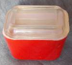 Click here to enlarge image and see more about item ole-1112: Pyrex Mini Refrigerator Containers No Lid Red