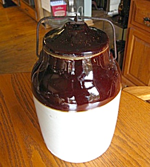 Stoneware Antique Jam Jar (Image1)