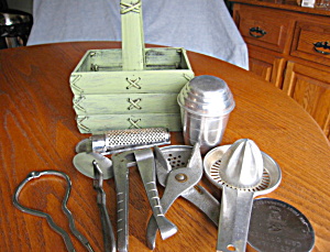 Kitchen Collectibles (Image1)