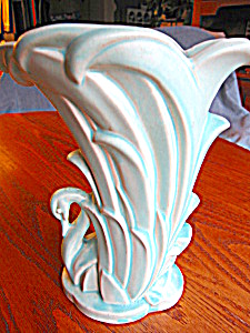 Vintage McCoy Aqua Swan Vase (Image1)
