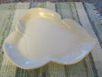Click here to enlarge image and see more about item catalina030911: Vintage Catalina Leaf Dish Vase