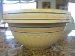 Click here to enlarge image and see more about item stonewarebowl1012: Antique Stoneware Shoulder Bowl