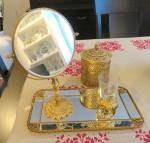 Click to view larger image of Vintage Gold Vanity Accessories (Image8)