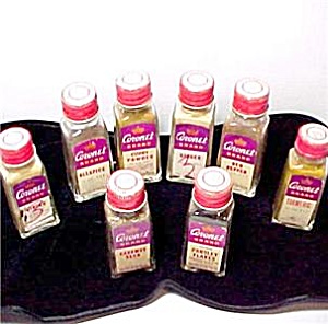 Set of 8 Vintage Coronet Spice Glass Jars Bottles Lids	 (Image1)