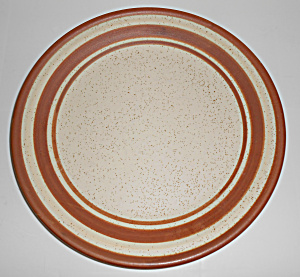 Bennett Welsh Studio Pottery Handmade Dinner Plate (Image1)