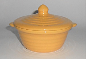 Bauer Pottery Ring Ware Yellow Baking Dish W/lid