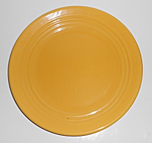 Vintage Bauer Pottery Ring Ware Yellow 9.5'' Plate