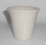 Vintage Pacific Pottery White Art Deco 3-3/8'' Flower