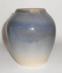 Click to view larger image of Cliftwood Art Pottery Blended Glaze Vase! MINT (Image1)