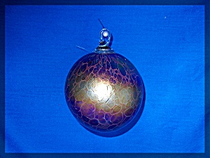 hand blown glass ornament  - irradescent (Image1)