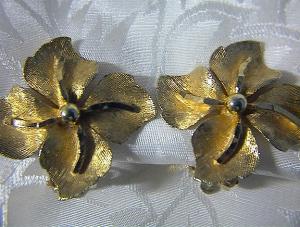 Goldtone Pastelli Flower Clip Earrings